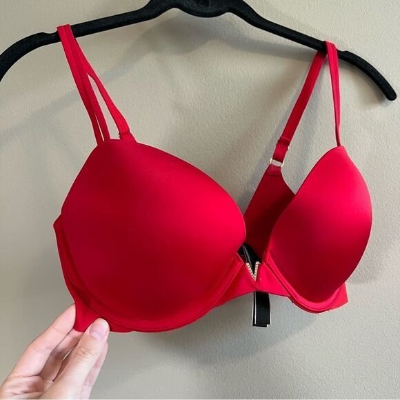✨ Victoria’s Secret Red Push-Up Bra 32DD - Picture 3 of 7